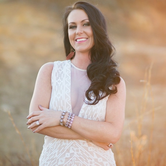 Meet your Posher, Tonja Jean - Picture 5 of 5